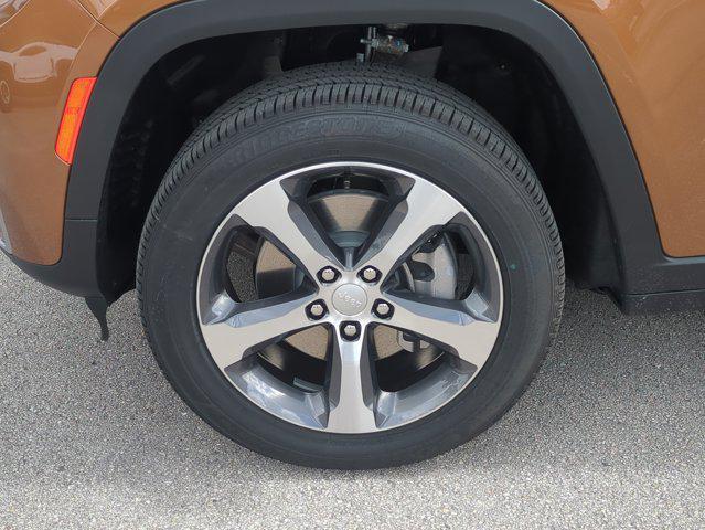new 2026 Jeep Grand Cherokee L car, priced at $40,824