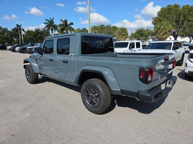 new 2026 Jeep Gladiator car, priced at $40,906
