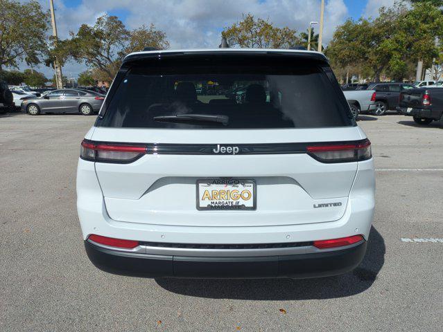 new 2026 Jeep Grand Cherokee car, priced at $40,922