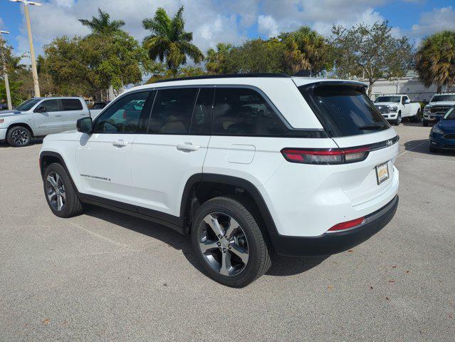 new 2026 Jeep Grand Cherokee car, priced at $40,922