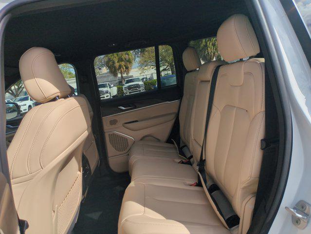 new 2026 Jeep Grand Cherokee car, priced at $40,922