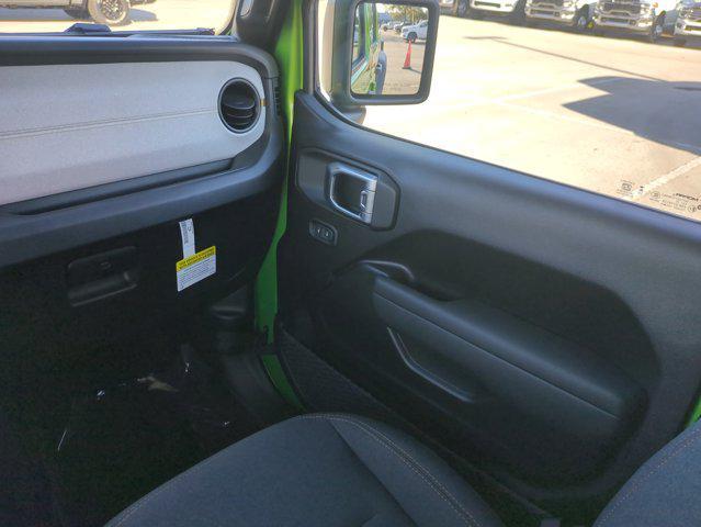 new 2026 Jeep Gladiator car, priced at $35,990