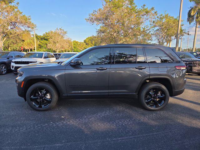 new 2025 Jeep Grand Cherokee car, priced at $39,520