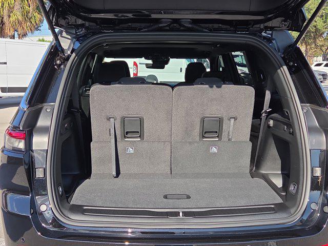 new 2025 Jeep Grand Cherokee L car, priced at $31,990