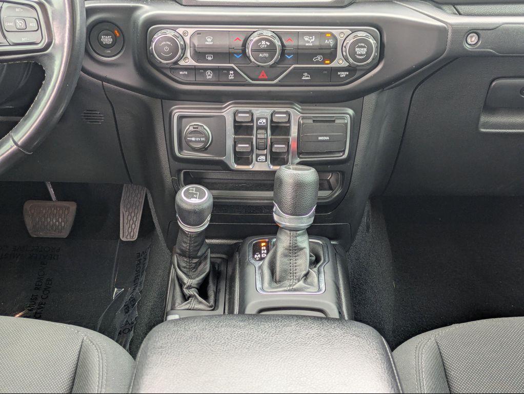 used 2022 Jeep Gladiator car, priced at $30,684