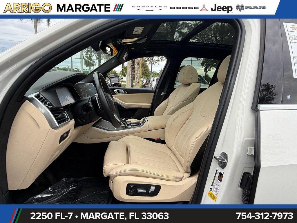 BMW X5 view 9