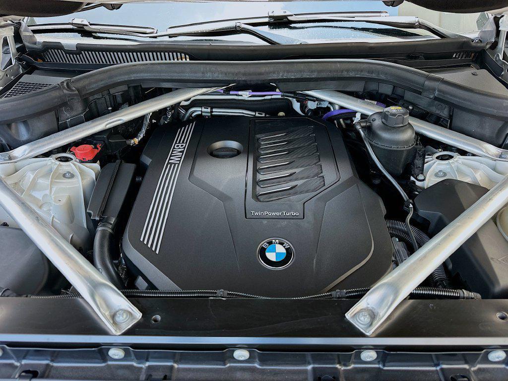 BMW X5 view 28