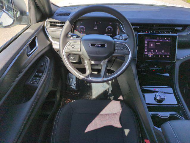 new 2025 Jeep Grand Cherokee L car, priced at $29,990