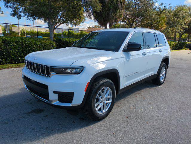 new 2025 Jeep Grand Cherokee L car, priced at $29,990