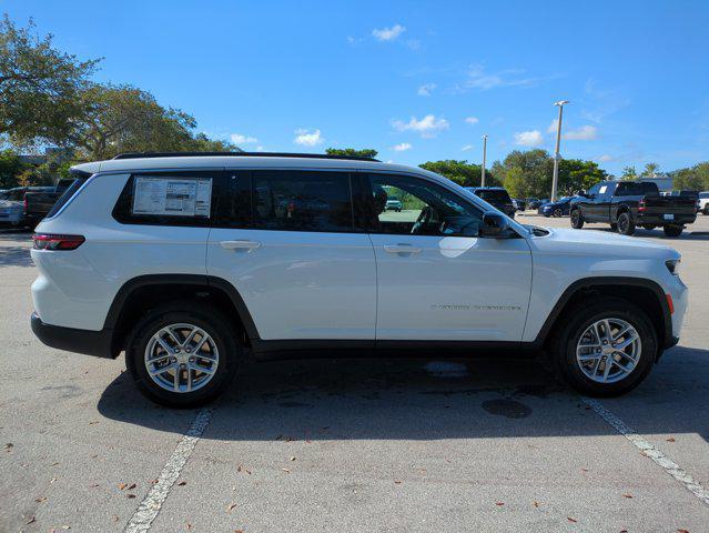 new 2025 Jeep Grand Cherokee L car, priced at $29,990