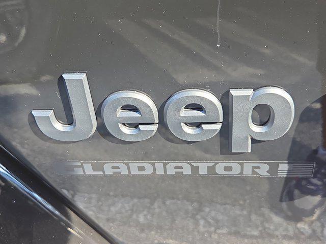 new 2026 Jeep Gladiator car, priced at $43,906