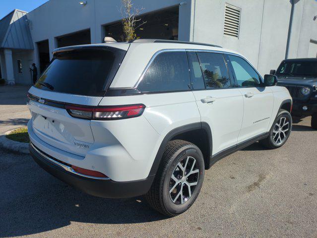 new 2025 Jeep Grand Cherokee car, priced at $35,972