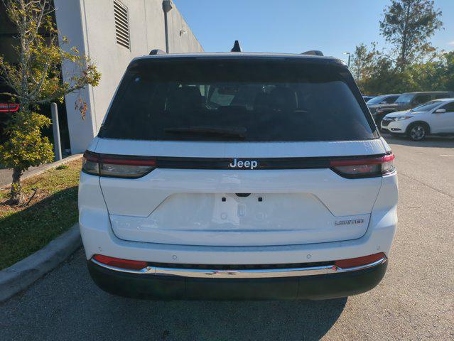 new 2025 Jeep Grand Cherokee car, priced at $35,972