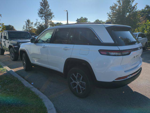new 2025 Jeep Grand Cherokee car, priced at $35,972