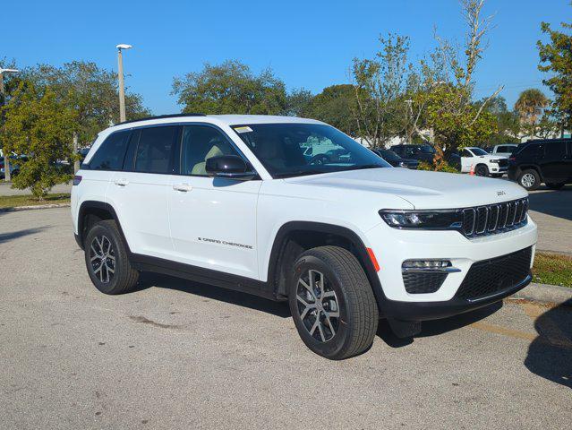new 2025 Jeep Grand Cherokee car, priced at $35,972