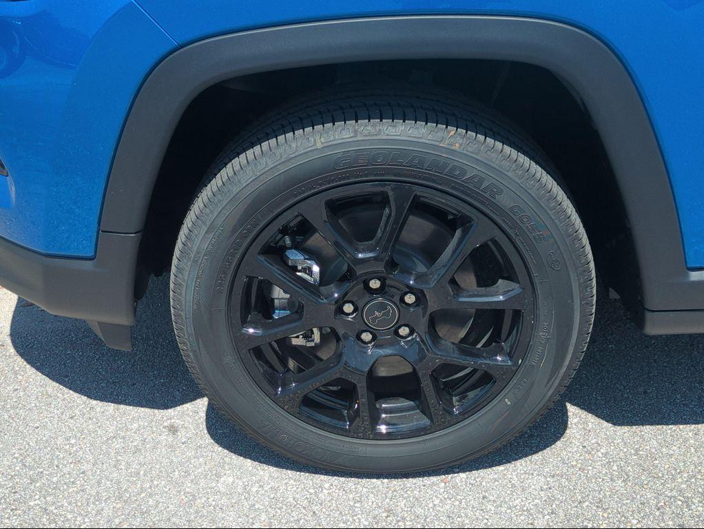 new 2026 Jeep Compass car, priced at $32,227