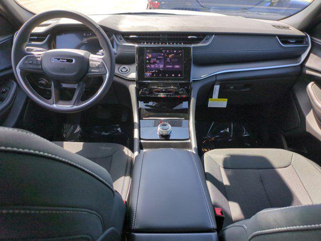 new 2025 Jeep Grand Cherokee car, priced at $32,177