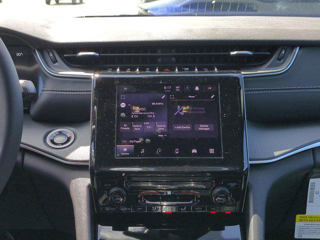 new 2025 Jeep Grand Cherokee car, priced at $32,177