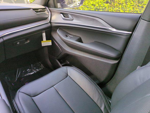 new 2025 Jeep Grand Cherokee car, priced at $47,666