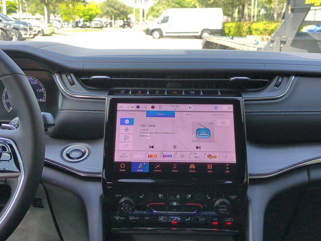 new 2025 Jeep Grand Cherokee car, priced at $47,666