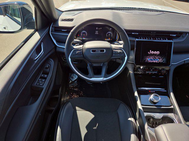 new 2025 Jeep Grand Cherokee car, priced at $33,085