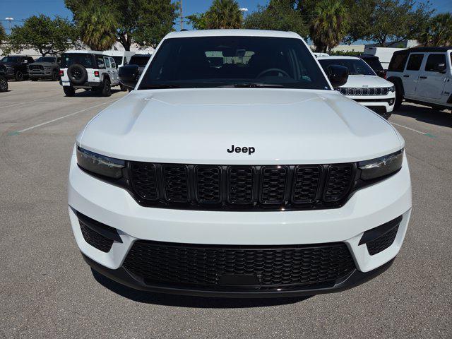 new 2025 Jeep Grand Cherokee car, priced at $33,085