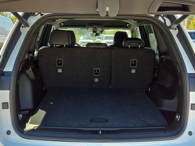 new 2025 Jeep Grand Cherokee car, priced at $33,085