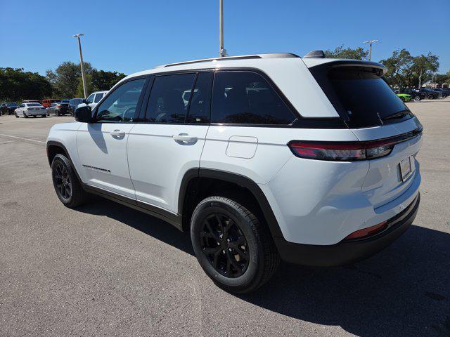 new 2025 Jeep Grand Cherokee car, priced at $33,085