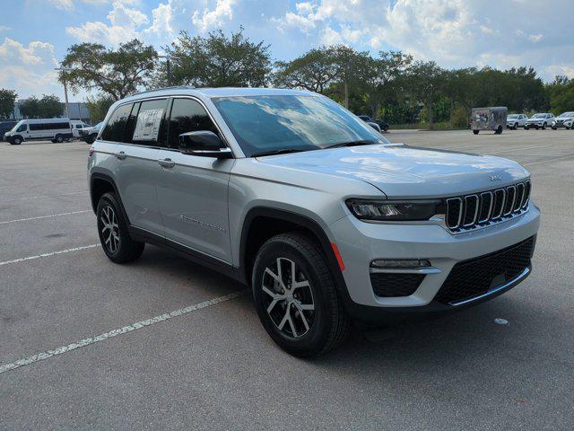 new 2025 Jeep Grand Cherokee car, priced at $34,241