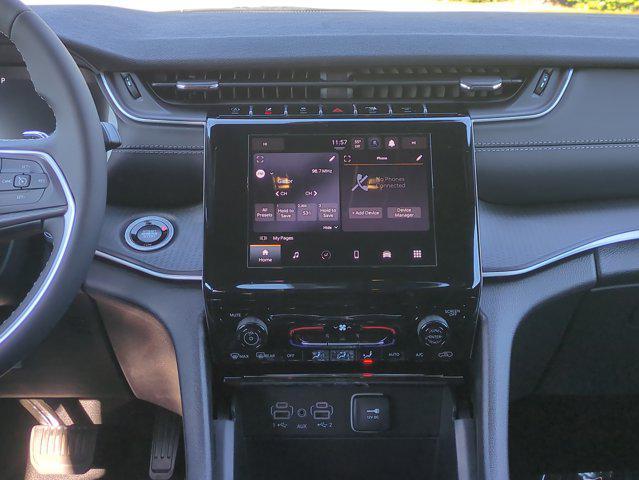 new 2025 Jeep Grand Cherokee car, priced at $32,101