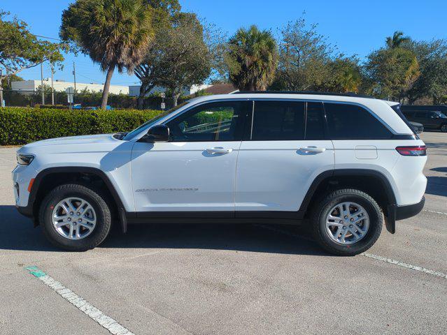 new 2025 Jeep Grand Cherokee car, priced at $32,101