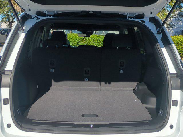 new 2025 Jeep Grand Cherokee car, priced at $32,101