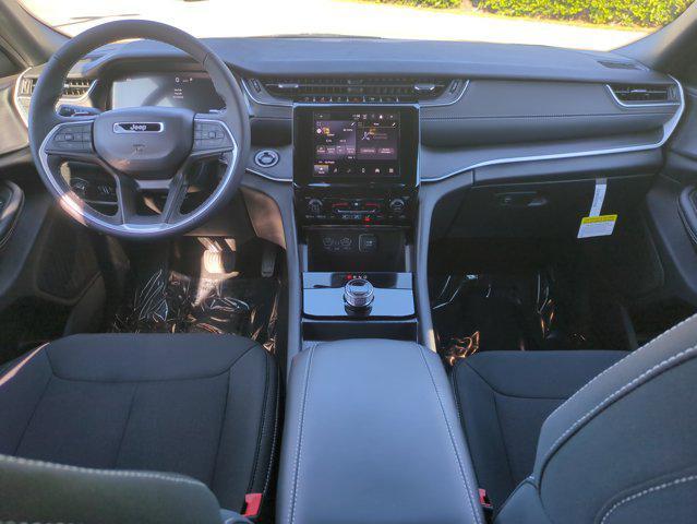 new 2025 Jeep Grand Cherokee car, priced at $32,101