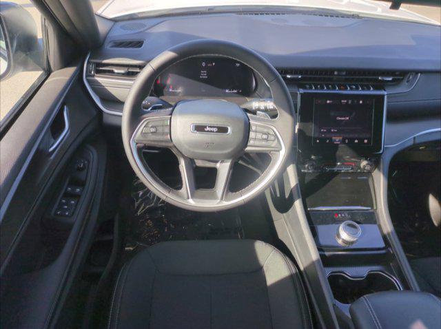 new 2025 Jeep Grand Cherokee L car