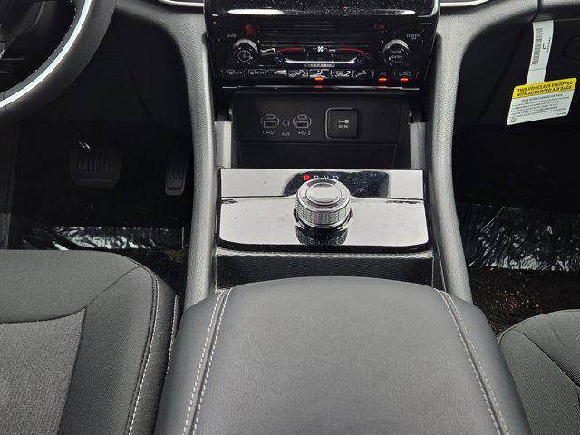 new 2025 Jeep Grand Cherokee car, priced at $31,748