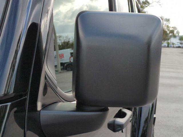 new 2025 Jeep Wrangler car, priced at $47,195