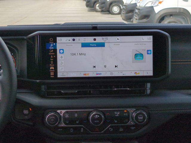 new 2025 Jeep Wrangler car, priced at $47,195