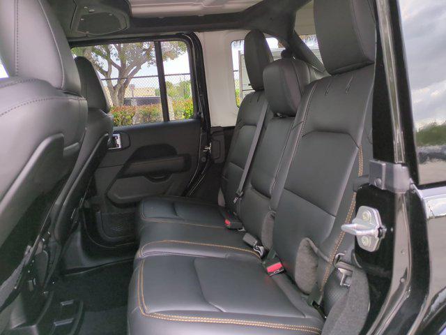 new 2025 Jeep Wrangler car, priced at $47,195