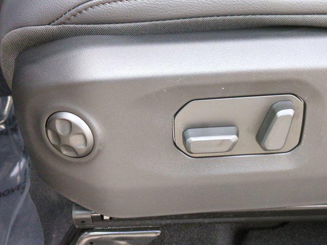 new 2025 Jeep Wrangler car, priced at $47,195