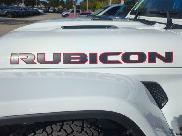 new 2026 Jeep Gladiator car, priced at $48,490