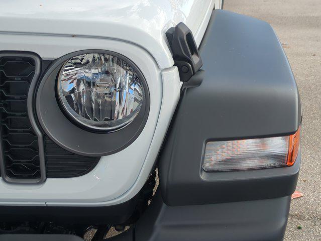 new 2026 Jeep Wrangler car, priced at $40,718