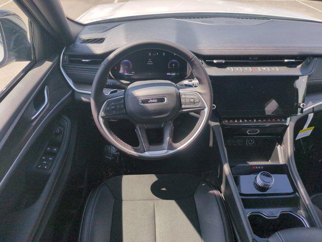 new 2026 Jeep Grand Cherokee car, priced at $40,044
