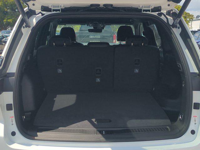 new 2026 Jeep Grand Cherokee car, priced at $40,044