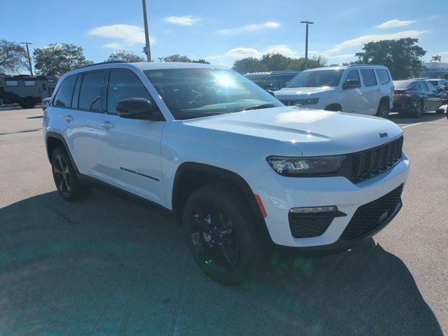 new 2025 Jeep Grand Cherokee car, priced at $41,247