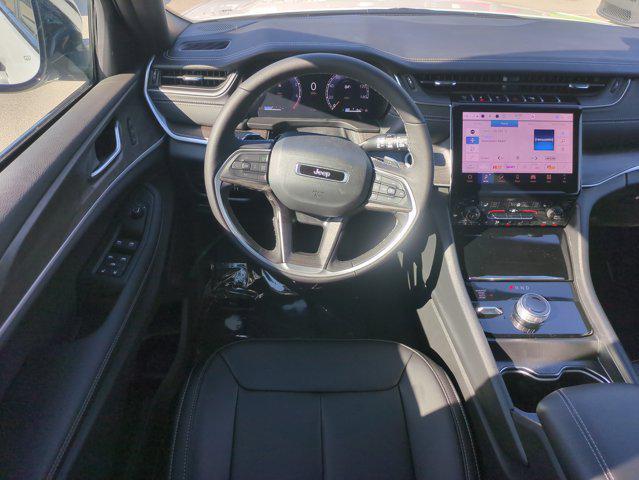new 2025 Jeep Grand Cherokee car, priced at $41,247
