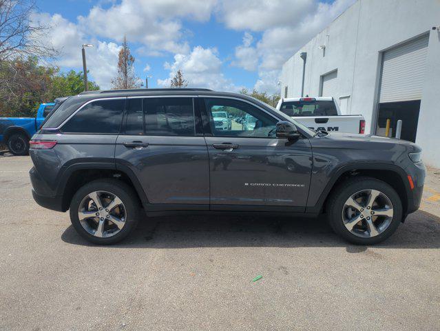 new 2026 Jeep Grand Cherokee car, priced at $41,866