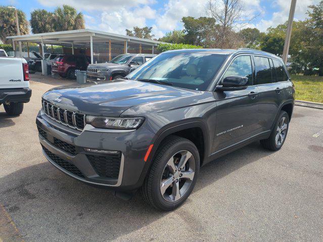 new 2026 Jeep Grand Cherokee car, priced at $41,866
