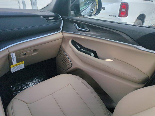 new 2026 Jeep Grand Cherokee car, priced at $41,866