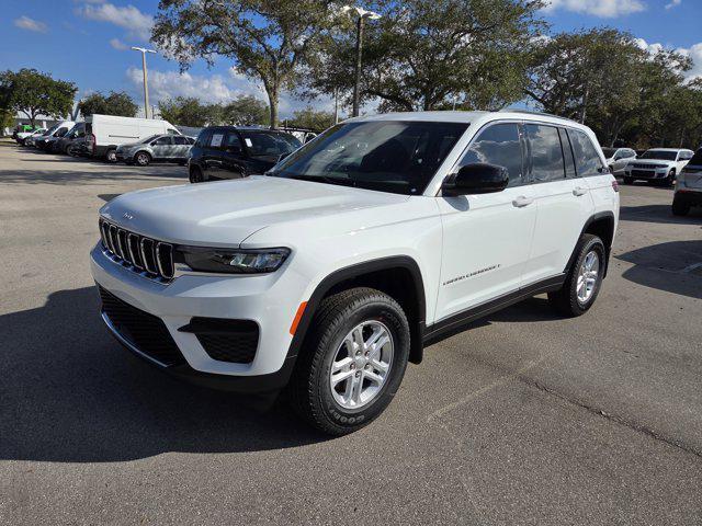 new 2025 Jeep Grand Cherokee car, priced at $31,549