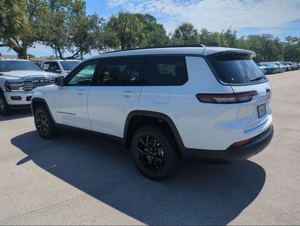 new 2026 Jeep Grand Cherokee L car, priced at $41,757